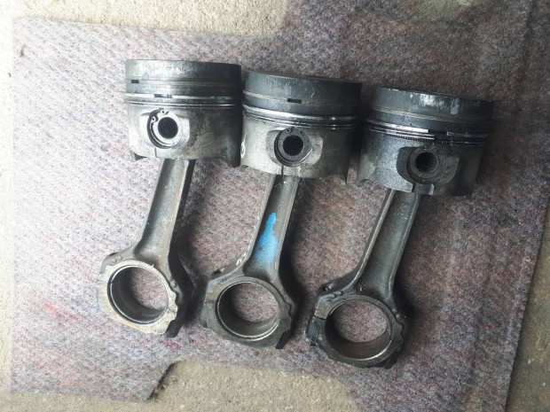 Renault 19 , 1.9 diesel F8Q dugattyú hajtókar
