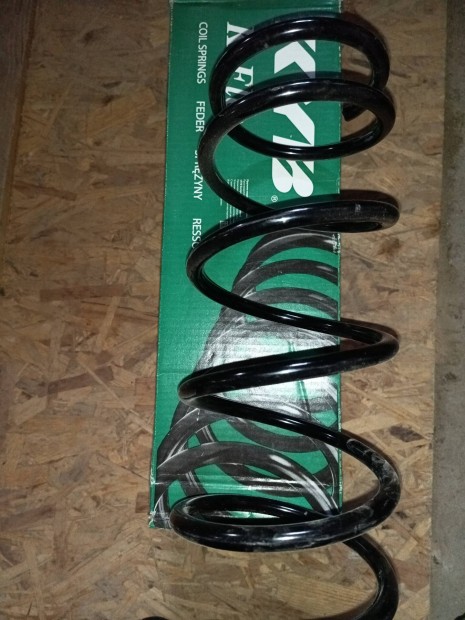 Renault 19 els� rug�( kyb RG1135 )