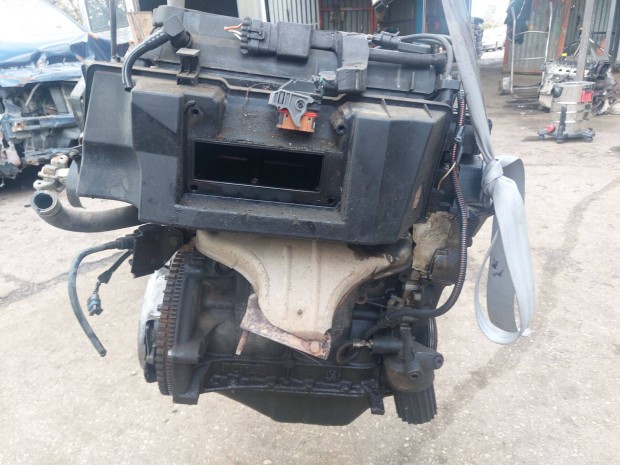 Renault 1.2 16V komplett motor D4Fa702F