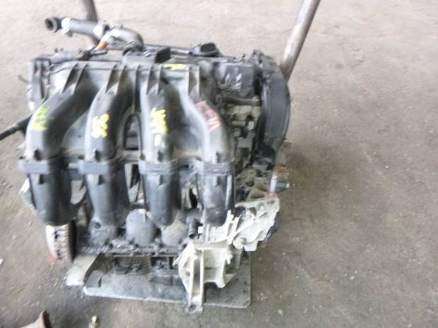 Renault 1.6 16V komplett motor K4MA708