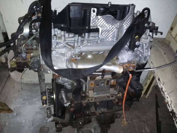 Renault 1.6 DCI motor (R9MA402) elad