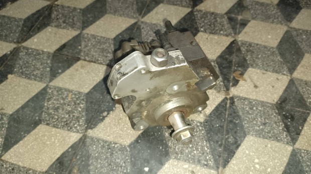 Renault 1.9 dci nagynyomású szivattyú 8200055072