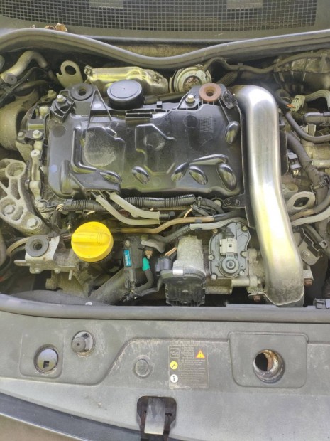 Renault 2.0 dci motor M9RA7 110kw 150le komplett motor