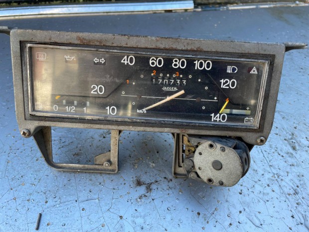 Renault 4 m�szer csoport