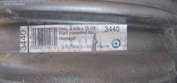 Renault 4db  lemezfelni egyben elad