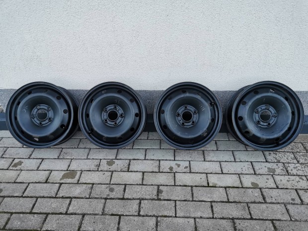 Renault 4db lemezfelni 16-os 6.5J Laguna, Megane, Fluence, stb