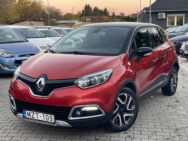Renault Captur 1.2 TCe Helly Hansen EDC