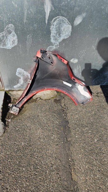 Renault Captur Bal els� s�rv�d� ( jav�tott )