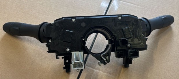 Renault Captur II kormánykapcsoló 255677294R