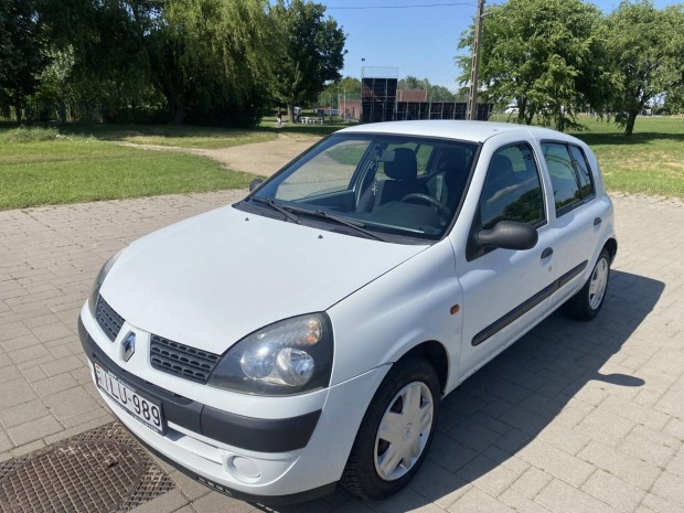 Renault Clio 1.2 16V 501