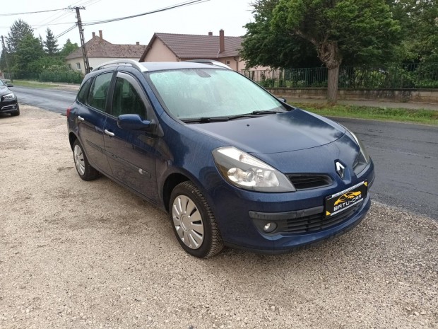 Renault Clio 1.2 16V Authentique BATU-CAR ahol...