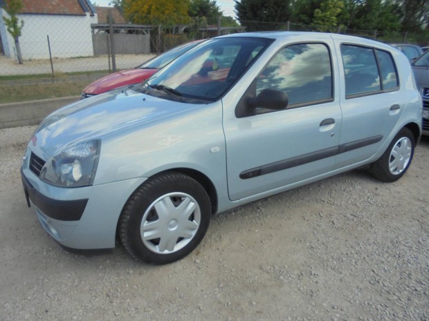 Renault Clio 1.2 16V Authentique Magyarországi....