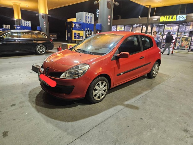 Renault Clio 1.2 16V Authentique Plus Új forgal...