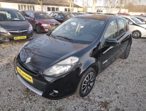 Renault Clio 1.2 16V Carminat Tomtom 102ekm!Nav...