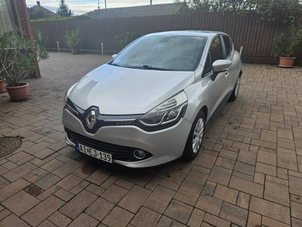 Renault Clio 1.2 16V Dynamique Navi!Tempomat!Fr...