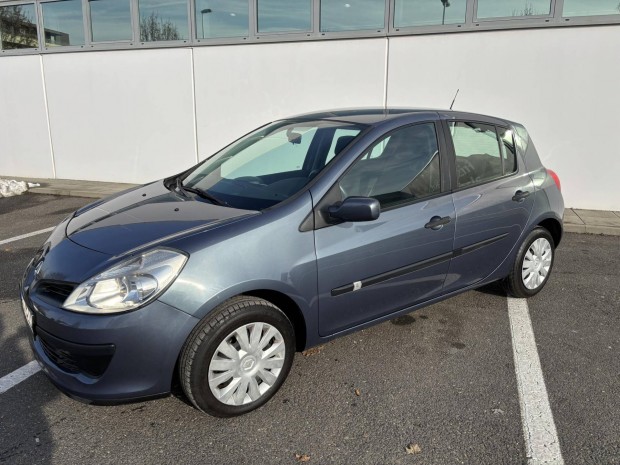 Renault Clio 1.2 16V Dynamique Plus valos 181 e...