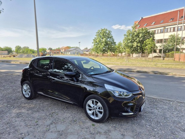 Renault Clio 1.2 16V Limited Magyarországi.SZER...