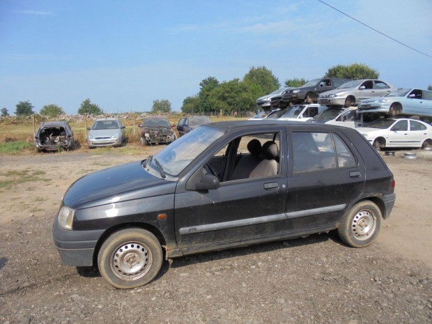 Renault Clio 1.2 40KW 1996vj. Bontott alkatrszek!