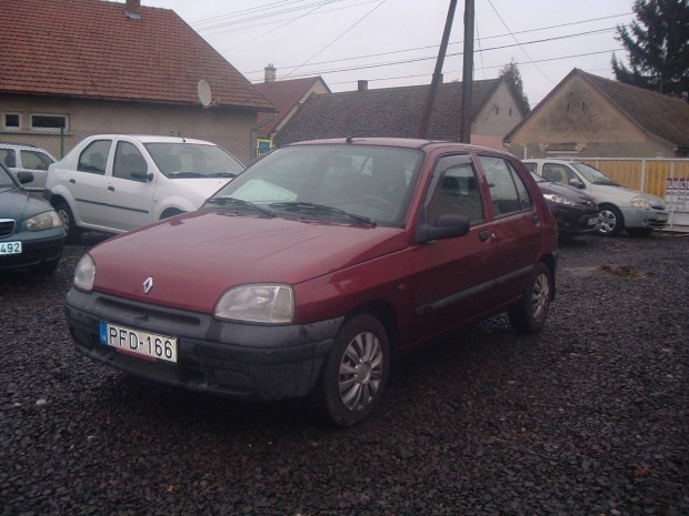 Renault Clio 1.2 Campus 124.000KM