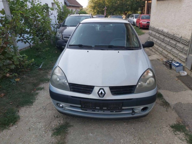 Renault Clio 1.5 DCI bontdik