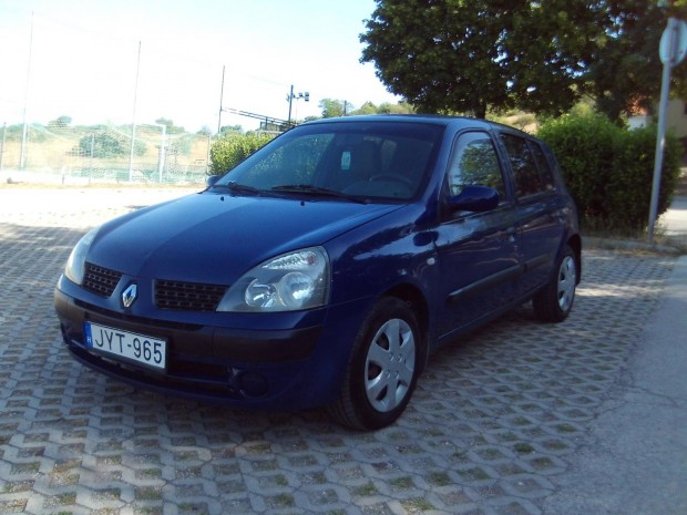 Renault Clio 1.5 dCi Azure 1-év műszakival jó m...