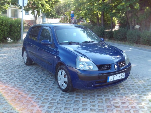 Renault Clio 1.5 dCi Azure 1-év műszakival jó m...