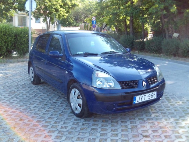 Renault Clio 1.5 dCi Azure 1-év műszakival jó m...
