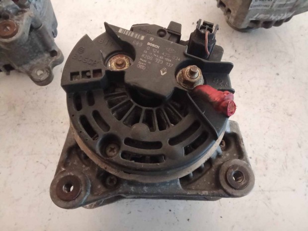 Renault Clio 3 1.6 16V generátor 8200323137