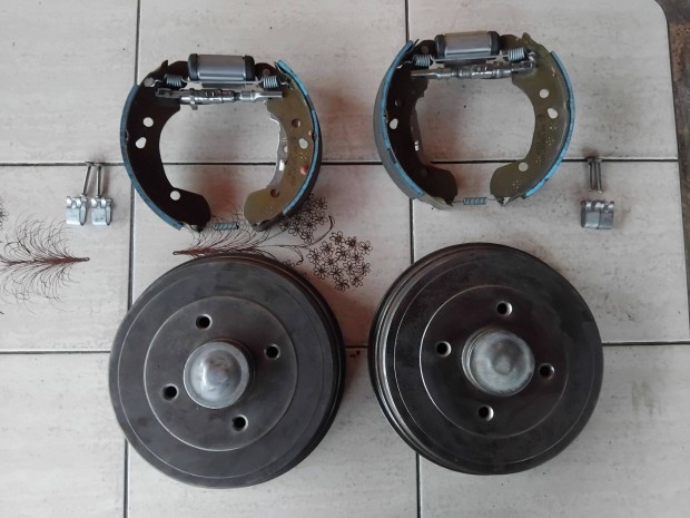 Renault Clio 3 Hts fk szett