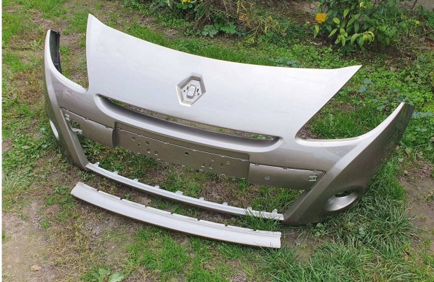 Renault Clio 3 III 195 2009 gyári első lökhárító héj 8200799935