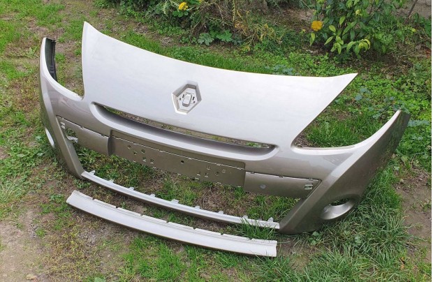 Renault Clio 3 III facelift 195 gyári lökhárító héj 8200799935 tehnk