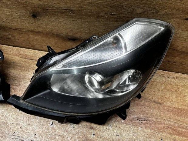 Renault Clio 3 bal els� Xenon f�nysz�r� 2006-