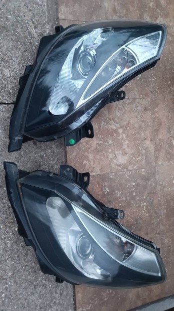 Renault Clio 3 kanyark�vet� fekete h�tteres f�nysz�r� l�mpa p�r