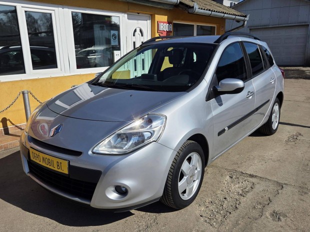 Renault Clio Grandtour 1.2 16V Carminat Tomtom