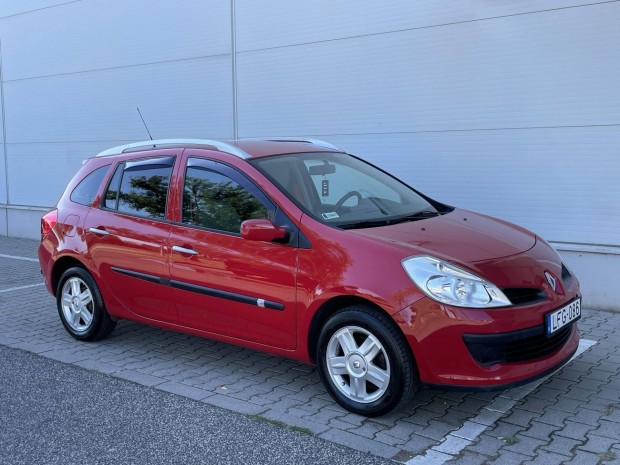 Renault Clio Grandtour 1.2 TCE Expression MAGYA...