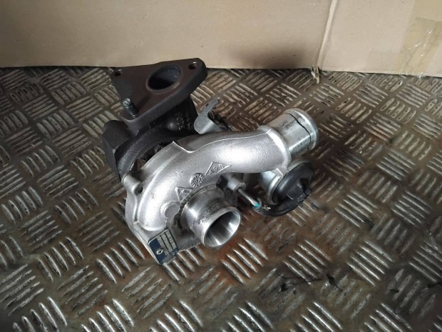Renault Clio III 1.5 DCI 50KW 68LE Turbo 54359700011
