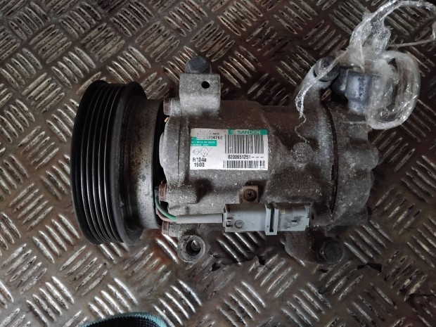 Renault Clio III 1.5 DCI Kl�makompresszor 8200651251