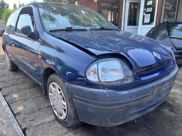 Renault Clio II 1.2i (1999) D7FG Alkatrészek #M2757