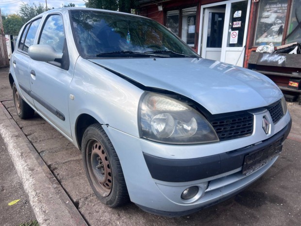 Renault Clio II 1.4i (2002) K4JC7 Alkatrészek #M3207
