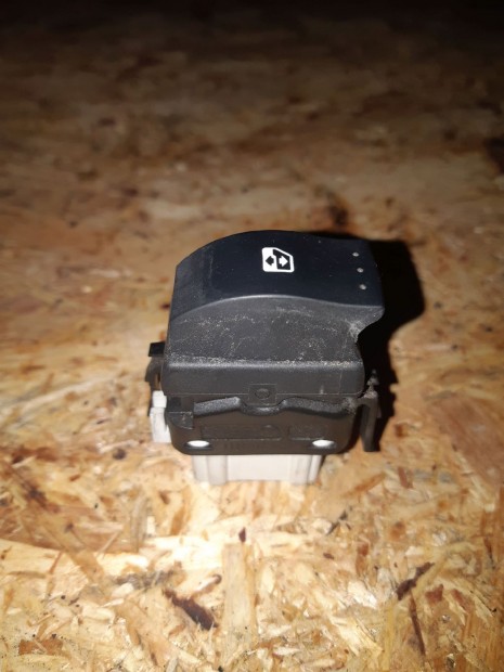 Renault Clio II Ablakemel� Kapcsol�