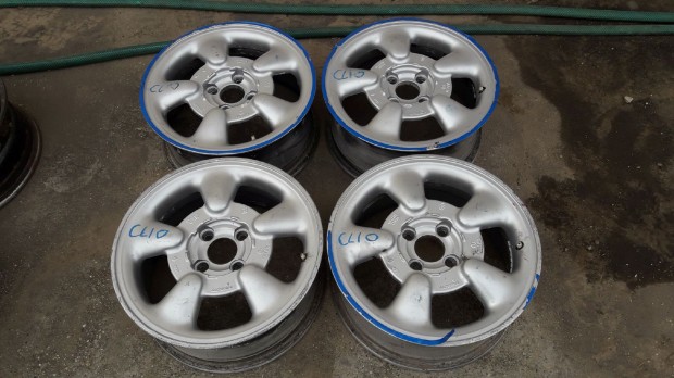 Renault Clio II Alufelni Garnit�ra