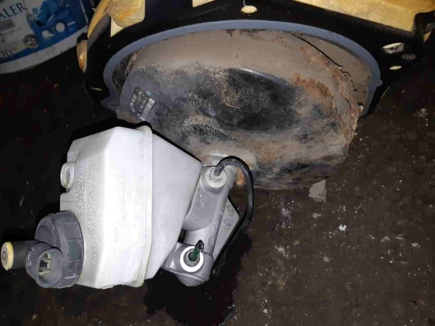 Renault Clio II Devander + F�f�k Munkahenger + F�kfolyad�k Tart�ly