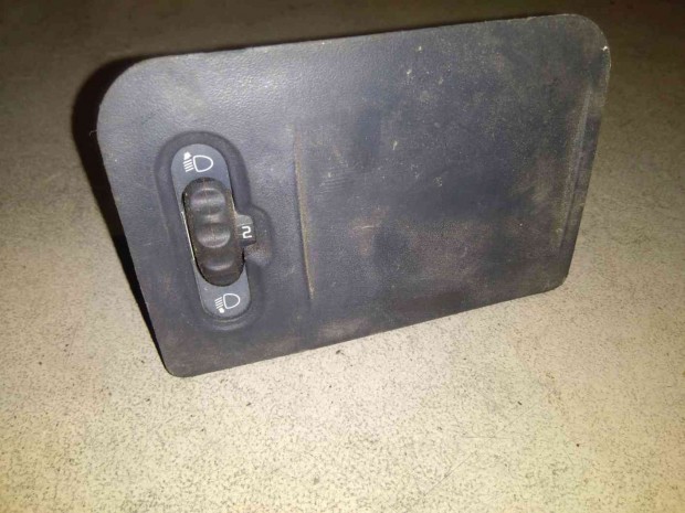 Renault Clio II F�nysz�r� Magass�g �ll�t� Kapcsol�