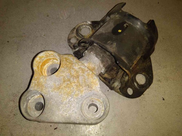 Renault Clio II Jobb Motortart� Bak