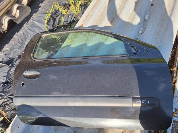 Renault Clio II.Metl fekete 3ajts ,jobb oldali ajt elad