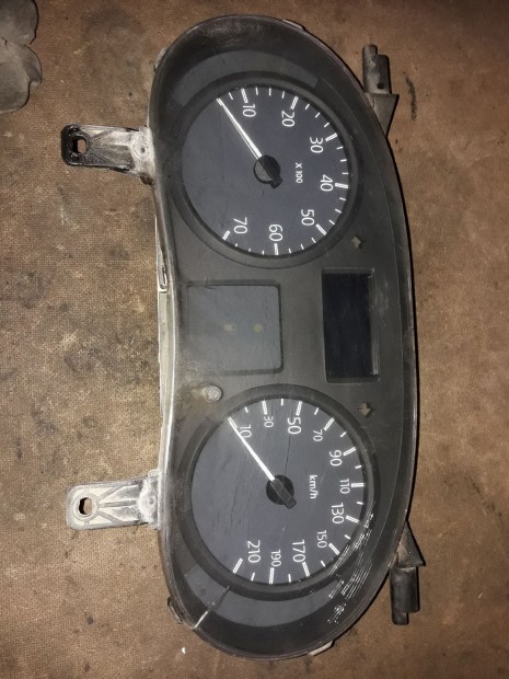 Renault Clio II �raegys�g / Kilom�ter�ra