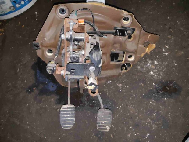 Renault Clio II Ped�lsor: Kuplung + F�k