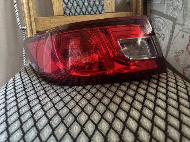 Renault Clio IV bal hátsó lámpa 265554091R