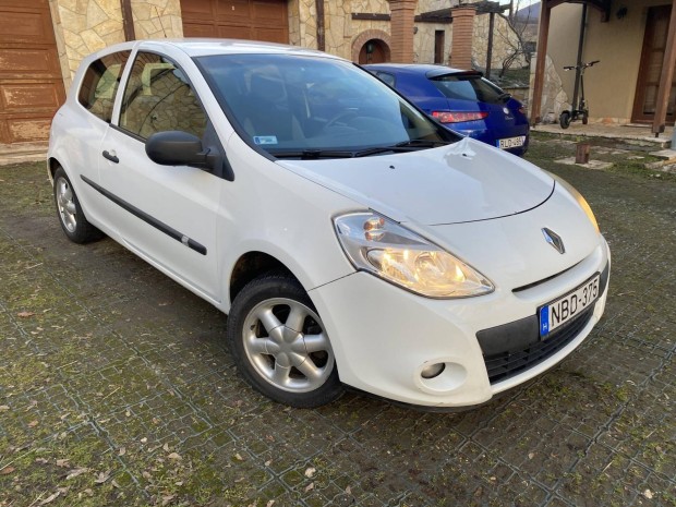 Renault Clio Socit 1.5 dCi Rendszeresen szerv...