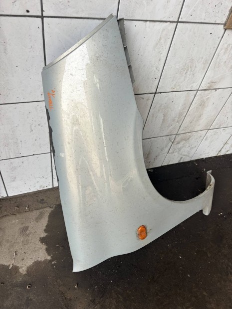 Renault Clio Th�lia jobb s�rv�d� vil�gos sz�rke 